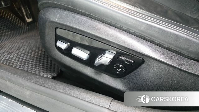 BMW 5 Series (G30) id 5029536 из Кореи 24