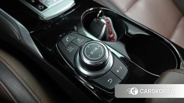 Infiniti Q30 id 4865117 из Кореи 24