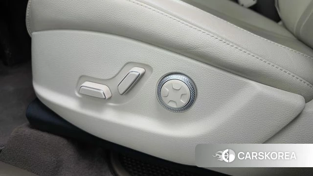 Genesis GV80 id 5012825 из Кореи 24