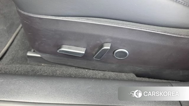Tesla Model 3 id 4854925 из Кореи 24