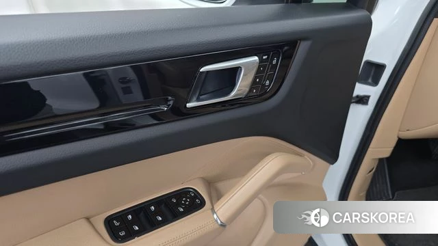Porsche Cayenne (PO536) id 4716922 из Кореи 24