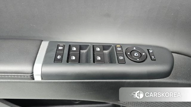 Hyundai Grandeur (GN7) id 4783896 из Кореи 24