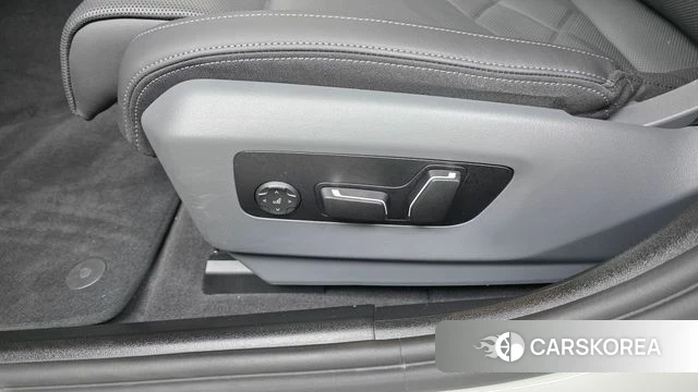 BMW i5 (G60) id 4664876 из Кореи 24
