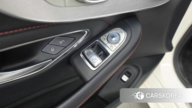 Mercedes-Benz C-Class W205 id 4931001 из Кореи 24