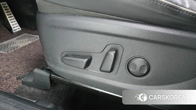 Hyundai The New Santa Fe id 5013040 из Кореи 24