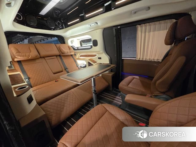 Hyundai Staria id 4951108 из Кореи 24