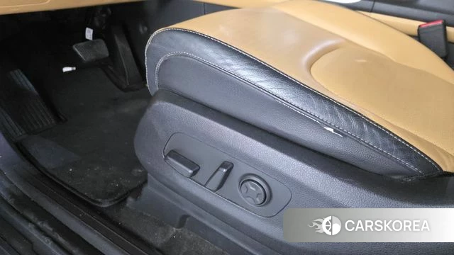 Kia Carnival 4th generation id 5040537 из Кореи 24