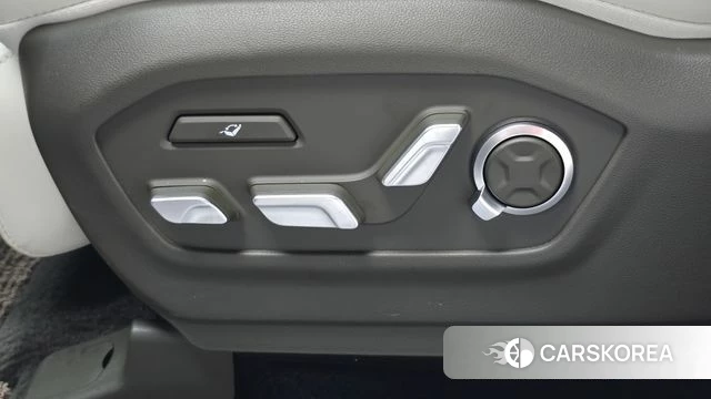 Hyundai Santa Fe (MX5) id 4980241 из Кореи 24