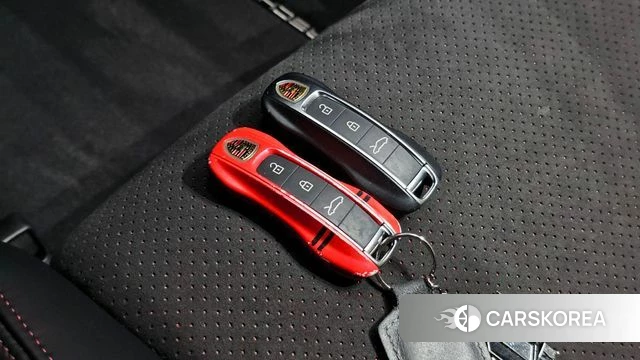 Porsche 911(992) id 4922774 из Кореи 24