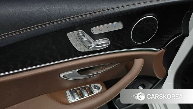 Mercedes-Benz E-Class W213 id 4921995 из Кореи 25