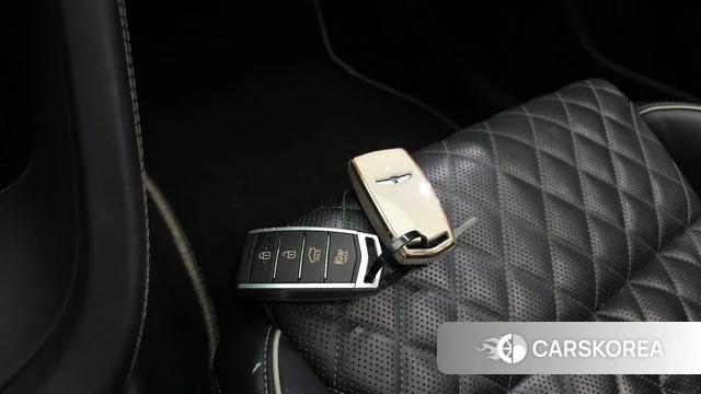 Genesis G70 id 4977684 из Кореи 25
