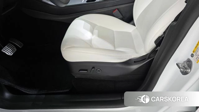 Tesla Model Y id 4935932 из Кореи 25
