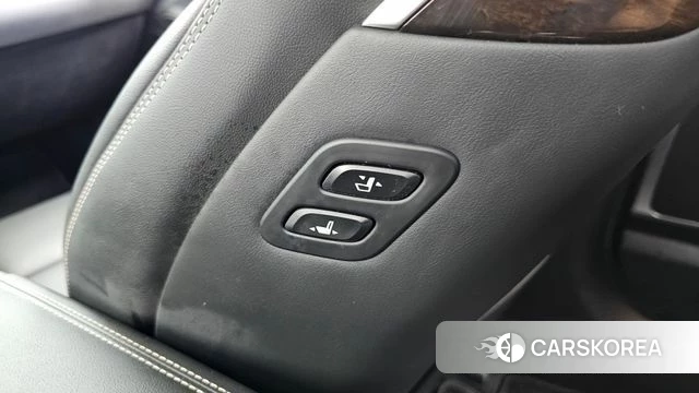 Genesis G90 id 4993292 из Кореи 25