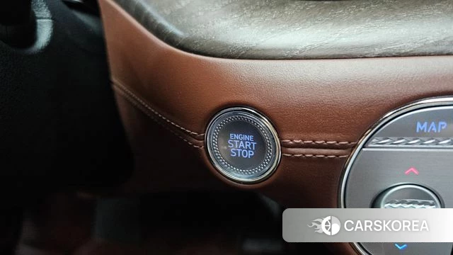 Genesis G90 (RS4) id 5012500 из Кореи 25