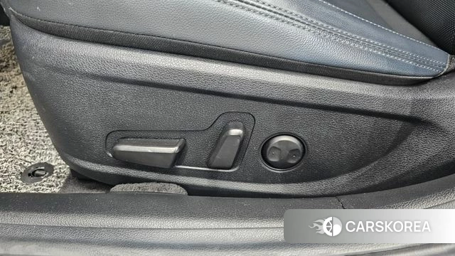 Hyundai The New Grandeur IG Hybrid id 4936814 из Кореи 25