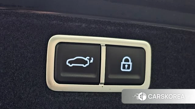 Hyundai Grandeur Hybrid (GN7) id 5040009 из Кореи 25