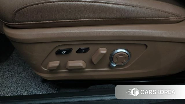Hyundai Grandeur (GN7) id 5026654 из Кореи 25