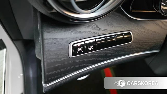 Mercedes-Benz E-Class W213 id 5023778 из Кореи 25