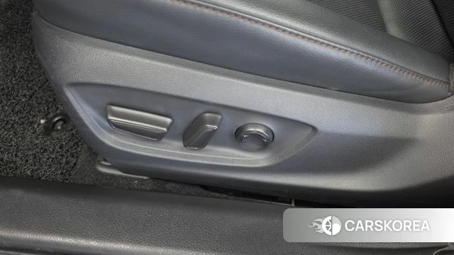 Toyota Camry (XV70) id 4960171 из Кореи 25