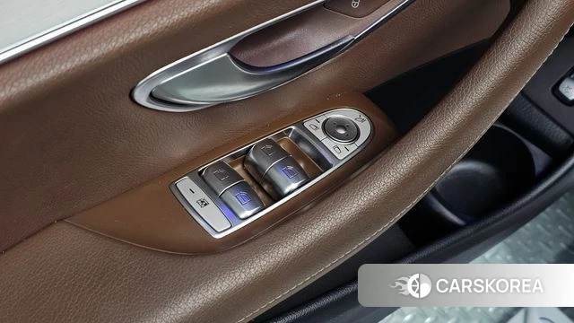 Mercedes-Benz E-Class W213 id 5017732 из Кореи 25