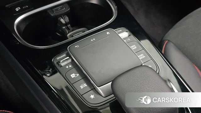 Mercedes-Benz A-Class W177 id 4942599 из Кореи 25