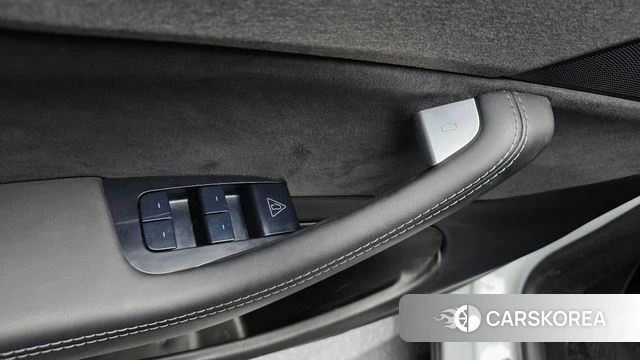 Tesla Model Y id 4897810 из Кореи 25