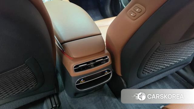 Genesis GV70 id 5040765 из Кореи 25