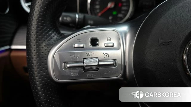 Mercedes-Benz E-Class W213 id 4982817 из Кореи 25