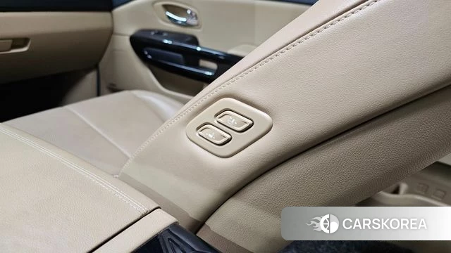 Kia The New Carnival id 4960471 из Кореи 25