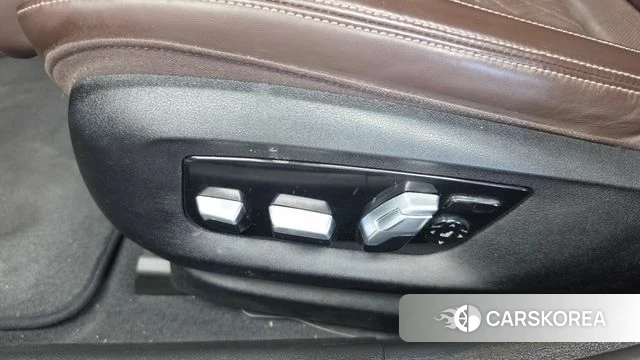 BMW 5 Series (G30) id 4959607 из Кореи 25