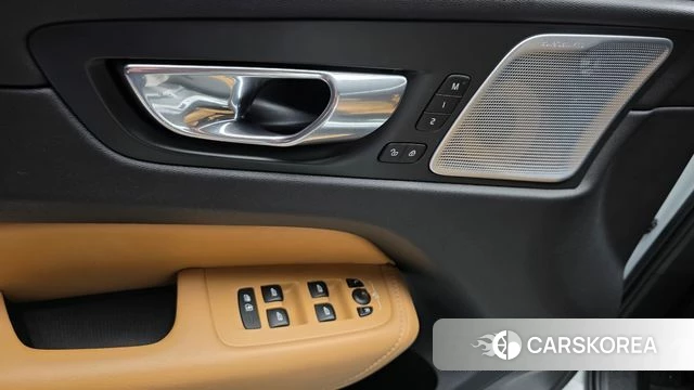 Volvo XC60 second Generation id 4998615 из Кореи 25