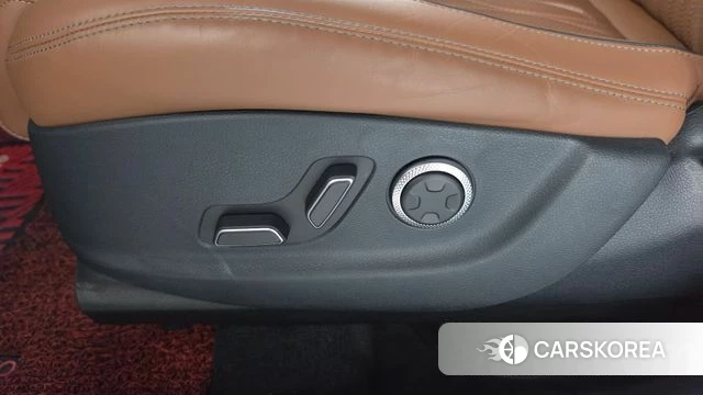 Genesis GV70 id 4958299 из Кореи 25