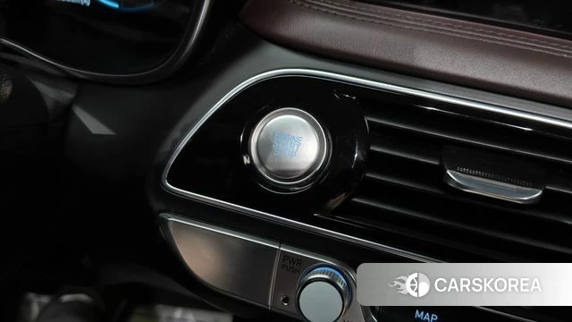 Genesis The New G70 id 4936340 из Кореи 25