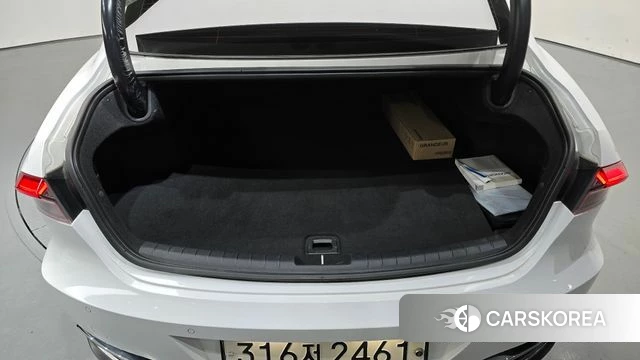 Hyundai The New Grandeur IG id 4661337 из Кореи 25
