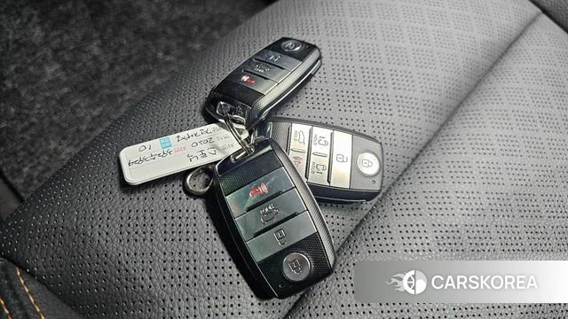 Kia Stonic id 5035432 из Кореи 25