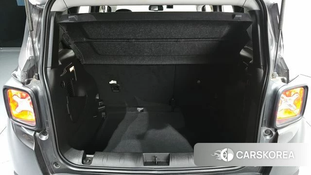 Jeep Renegade id 4929708 из Кореи 25