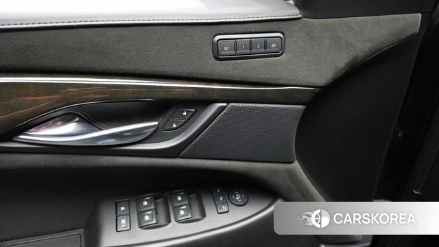Cadillac Escalade id 4977796 из Кореи 25