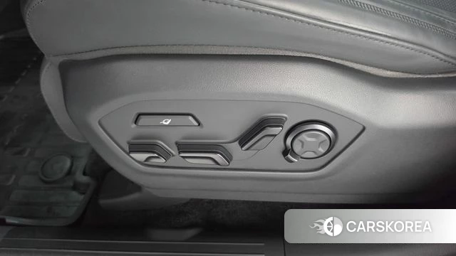 Hyundai Santa Fe (MX5) id 5011750 из Кореи 25