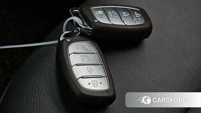 Hyundai The New Ionic Electric id 4967001 из Кореи 25