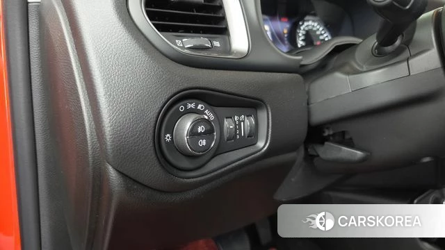 Jeep Renegade id 4936715 из Кореи 25