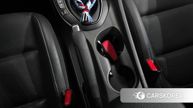 Hyundai Veloster (JS) id 4998213 из Кореи 25