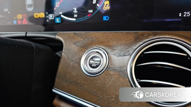 Mercedes-Benz E-Class W213 id 4992134 из Кореи 25