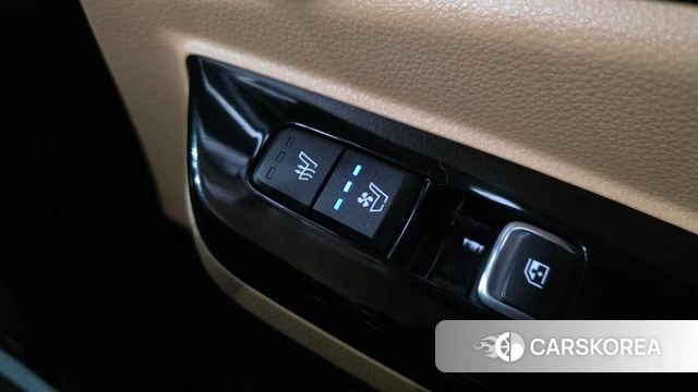 Kia Carnival 4th generation id 4996923 из Кореи 25