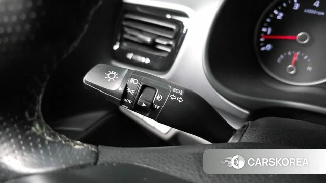 Kia Stonic id 5028594 из Кореи 25