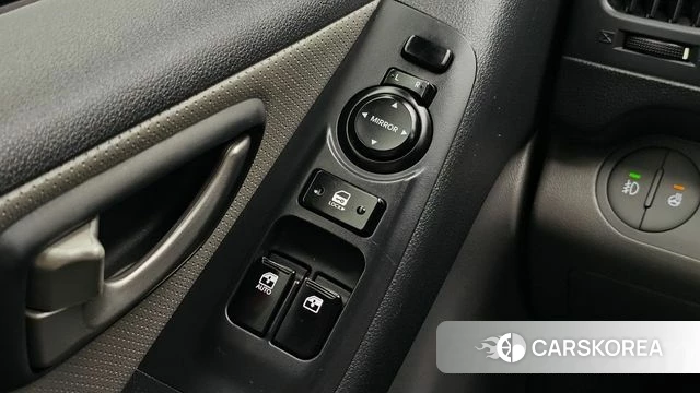 Hyundai The New Grand Starex id 5053939 из Кореи 25