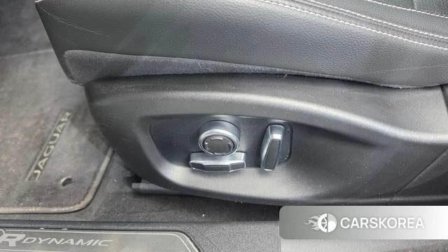 Jaguar XE id 4992603 из Кореи 25
