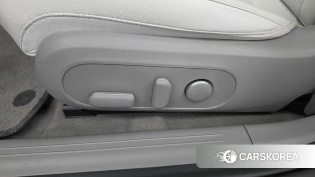 Hyundai Ionic 6 id 5012103 из Кореи 25