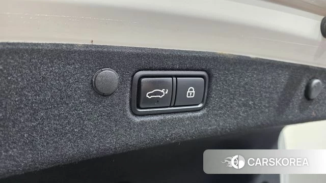 Hyundai The New Grandeur IG id 5053280 из Кореи 25