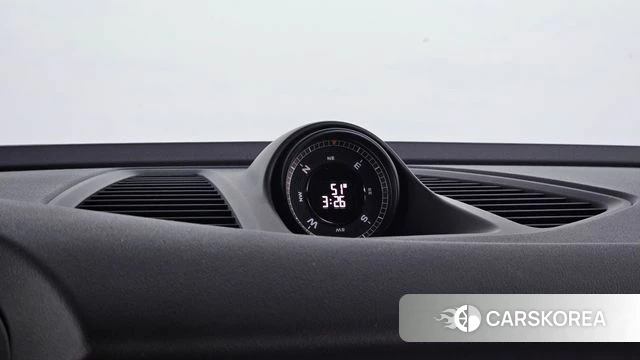 Porsche Makan EV id 4879580 из Кореи 25