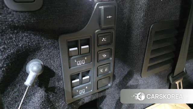 Land Rover Discovery 5 id 4934831 из Кореи 25